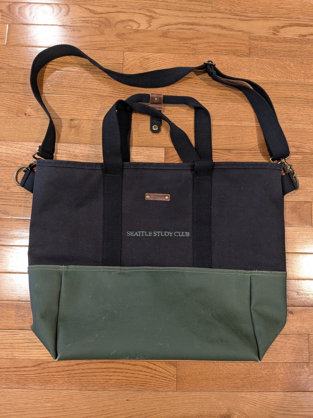L.L. Bean Nor'easter Black and Green Canvas Tote Bag